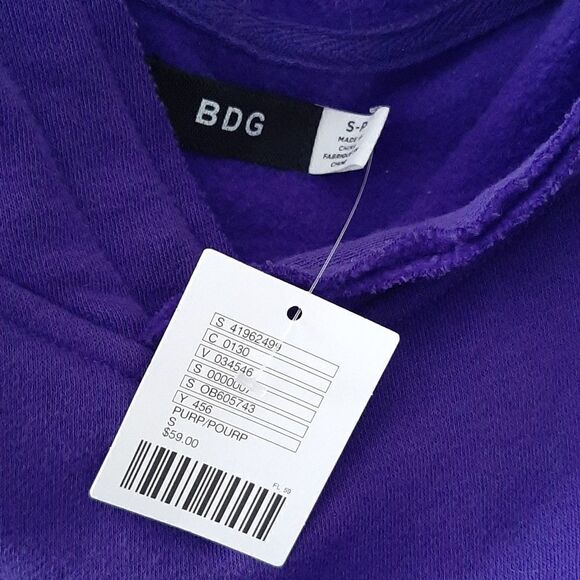 NWT $59 Urban Outfitters sleeveless hoodie - Picture 4 of 5